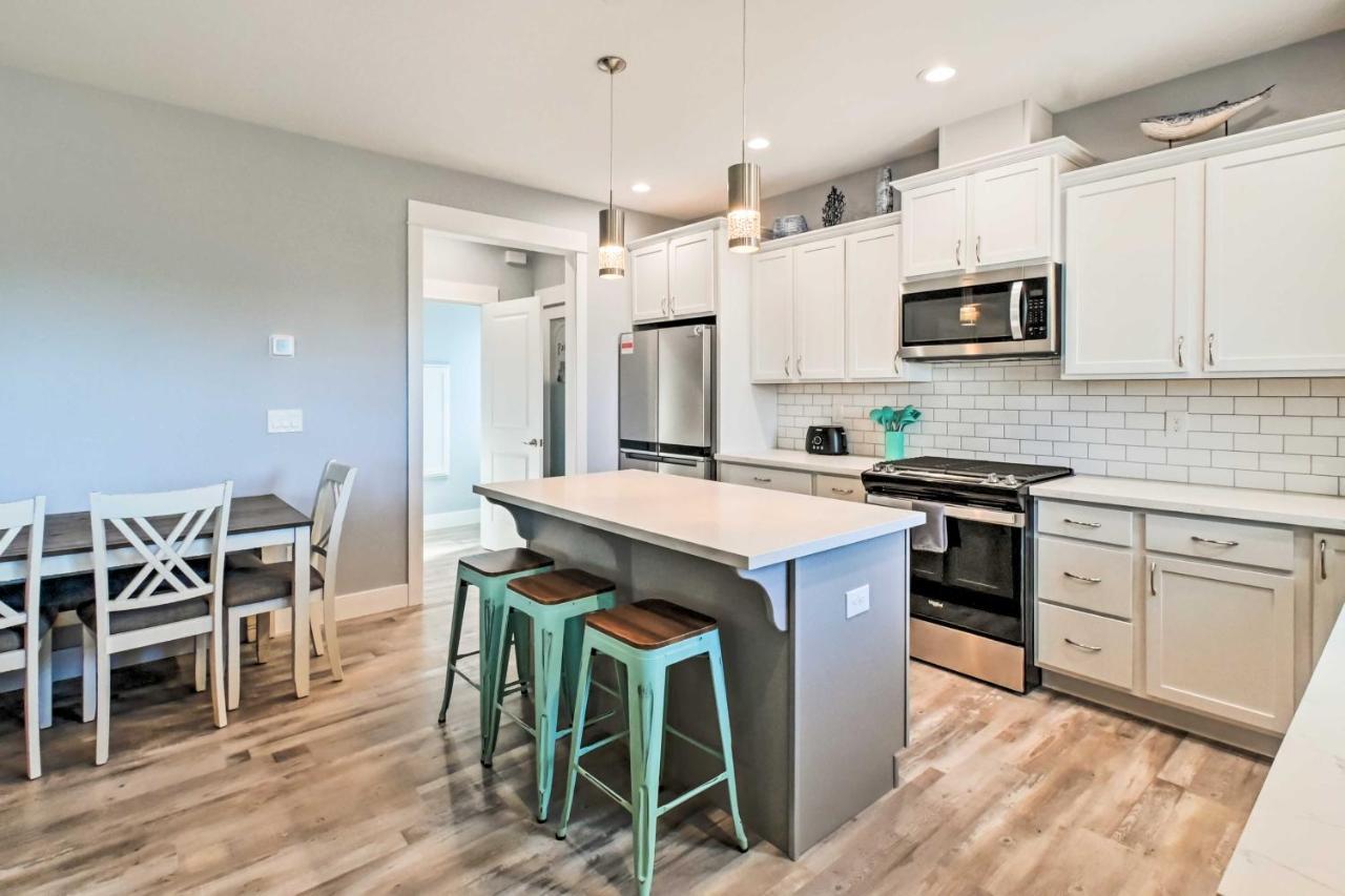Ocean Shores Getaway With Fireplace And Hot Tub! Eksteriør bilde