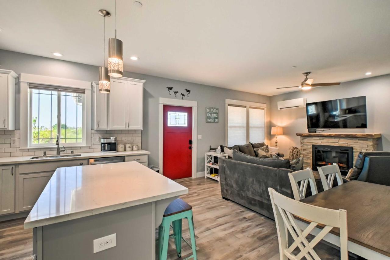 Ocean Shores Getaway With Fireplace And Hot Tub! Eksteriør bilde